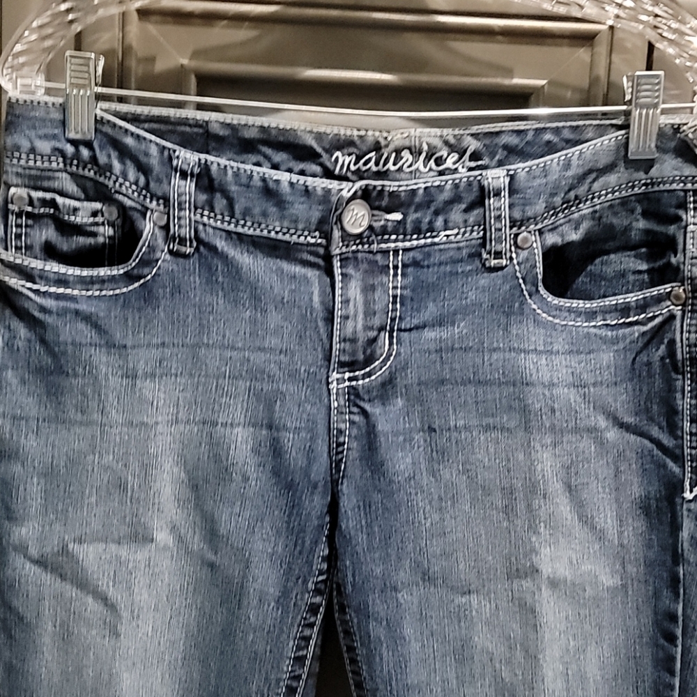 Straight Jeans - Picture 2 of 6